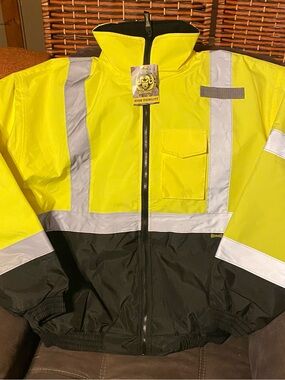 NWT OccuNomix ANSI Class 3 Hi Vis Bomber Jacket XL Waterproof Reflective